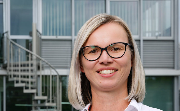  Nora Schlicke
